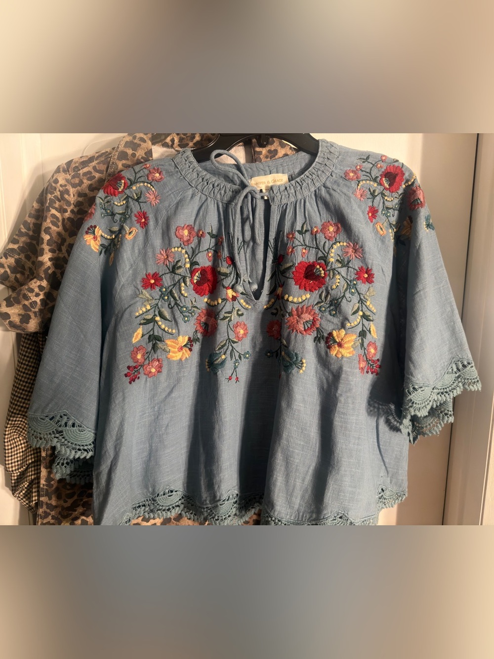 Light Blue Embroidered Floral Peasant Top NWT - Picture 4 of 5